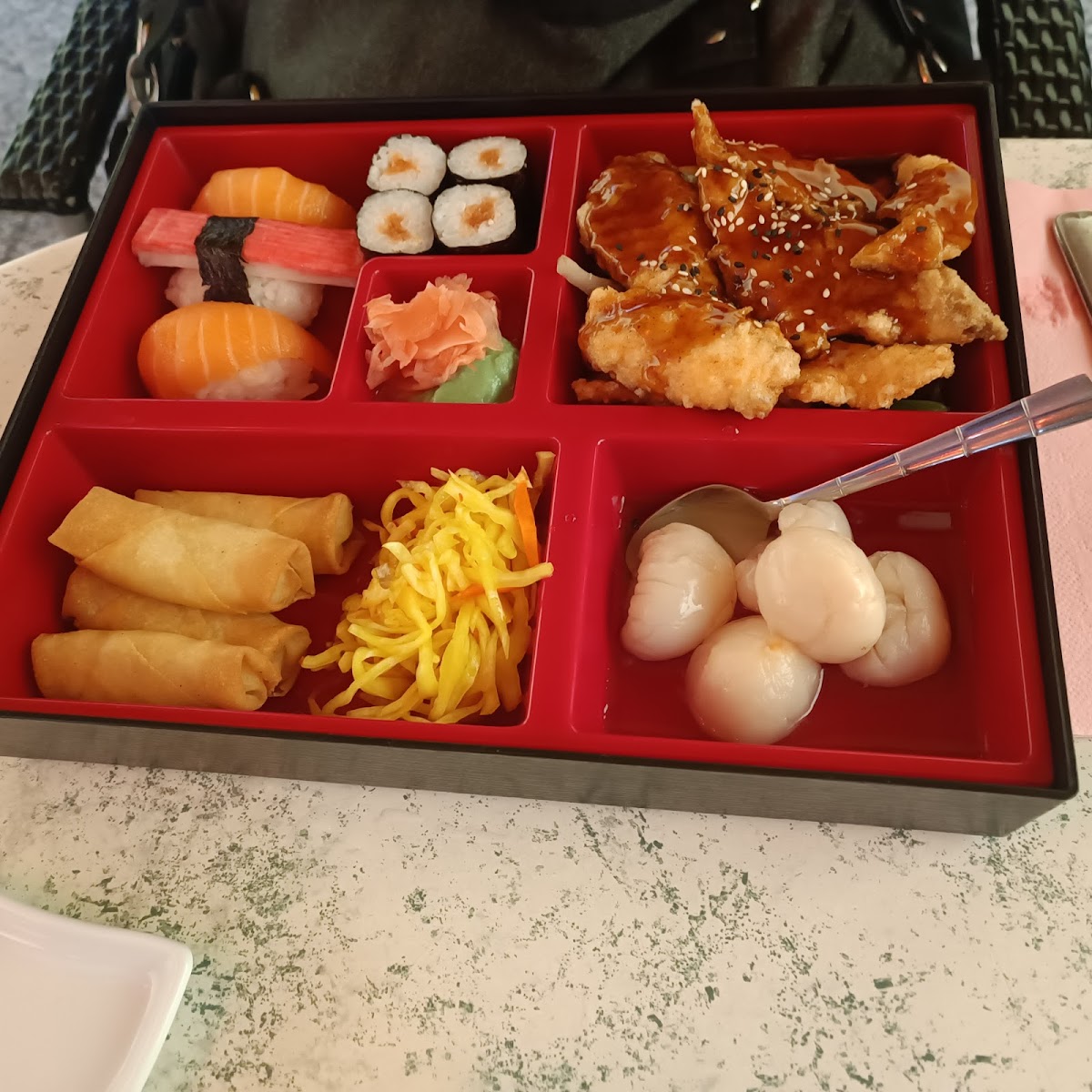 Asia Sonne St Veit-6